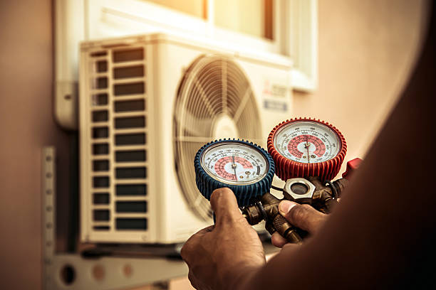 Professional Ac Installation technician working in Lawrenceville, GA